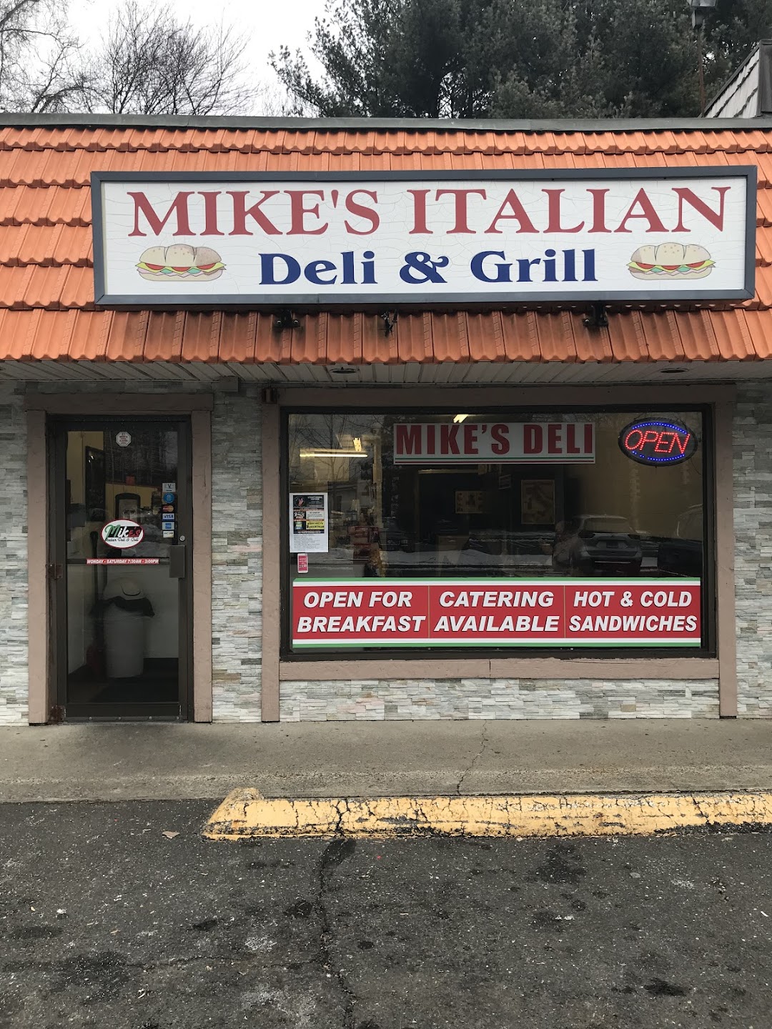 Mikes Italian Deli & Grill