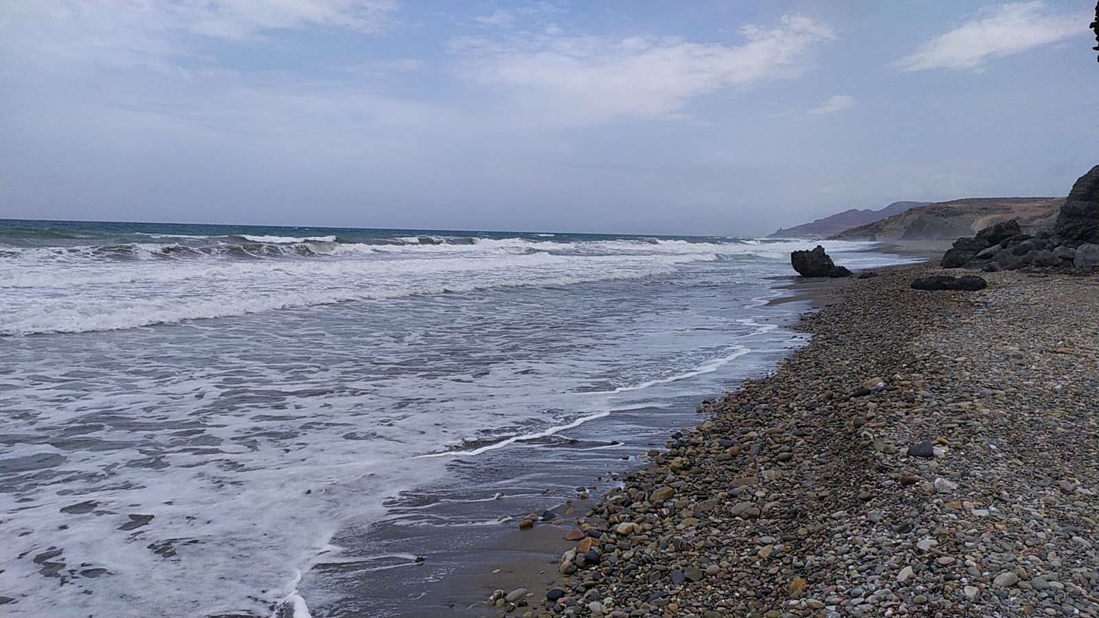 Foto de Agharabo Yarzan con playa amplia