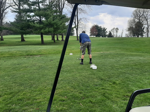 Golf Course «Sunset Golf Course», reviews and photos, 216 Sunset Hill, Mt Morris, IL 61054, USA