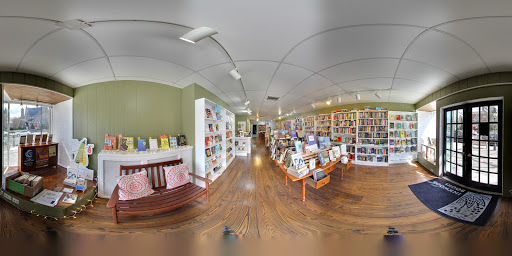 Book Store «Inkwood Books», reviews and photos, 31 Kings Hwy E, Haddonfield, NJ 08033, USA