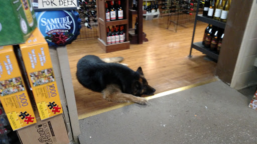 Liquor Store «Northwest Fine Wines Spirits», reviews and photos, 808 Westminster Pike, Reisterstown, MD 21136, USA