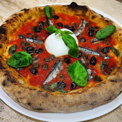 Genuino Pizzeria Focacceria in Aulla, Provincia di Massa-Carrara
