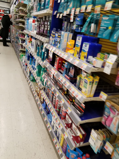 Drug Store «Walgreens», reviews and photos, 10425 Queens Blvd, Forest Hills, NY 11375, USA