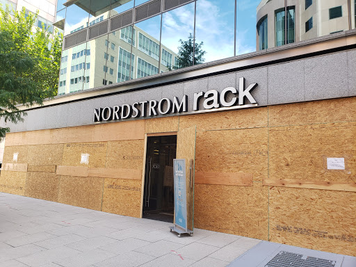 Department Store «Nordstrom Rack Downtown DC», reviews and photos, 1800 L St NW, Washington, DC 20036, USA