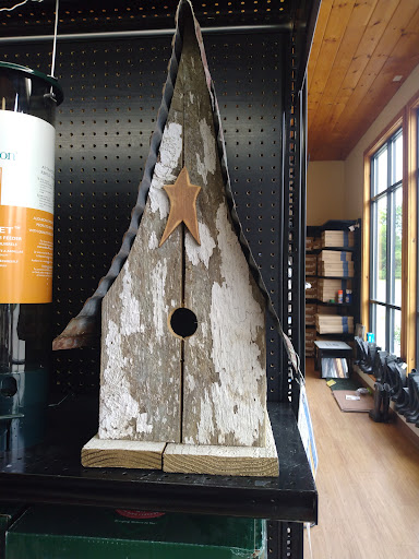 Animal Feed Store «West Lebanon Feed & Supply», reviews and photos, 12 Railroad Ave, West Lebanon, NH 03784, USA