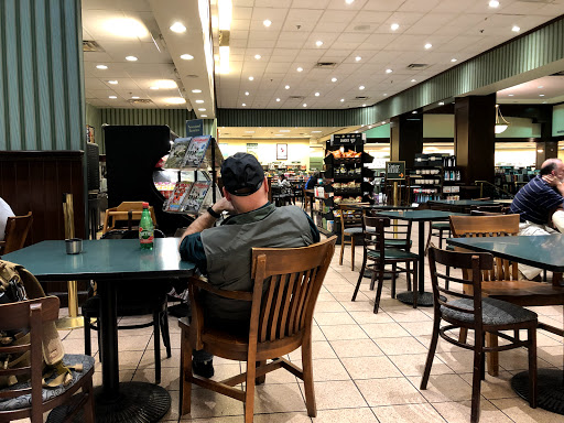 Book Store «Barnes & Noble», reviews and photos, 3102 Northline Ave, Greensboro, NC 27408, USA