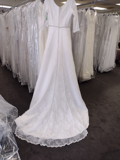 Bridal Shop «Sweetheart Bridal», reviews and photos, 1774 N University Pkwy, Provo, UT 84604, USA