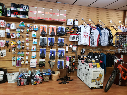 Bicycle Store «Pelham Bicycle Center», reviews and photos, 109 Wolfs Ln, Pelham, NY 10803, USA