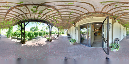 Winery «Chateau Thomas Winery», reviews and photos, 6291 Cambridge Way, Plainfield, IN 46168, USA