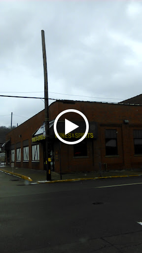 Liquor Store «Wine & Spirits Stores», reviews and photos, 105 3rd St, Charleroi, PA 15022, USA