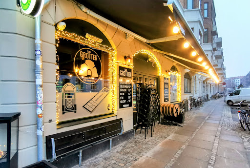 Café Grotten in Copenhagen, Frederiksberg