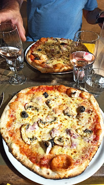 Plats et boissons du Pizzeria Pizza Livia à Belgodère - n°10
