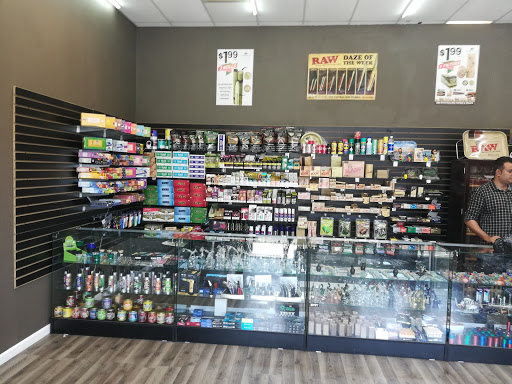 Shopping Mall «Gateway Centre Plaza», reviews and photos, Howard St, Chicago, IL 60626, USA