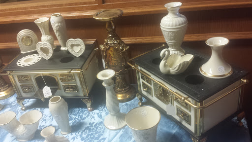 Consignment Shop «Gallery 265 Inc Resale Estate Furniture and Consignment», reviews and photos, 265 N US Hwy 17 92, Longwood, FL 32750, USA