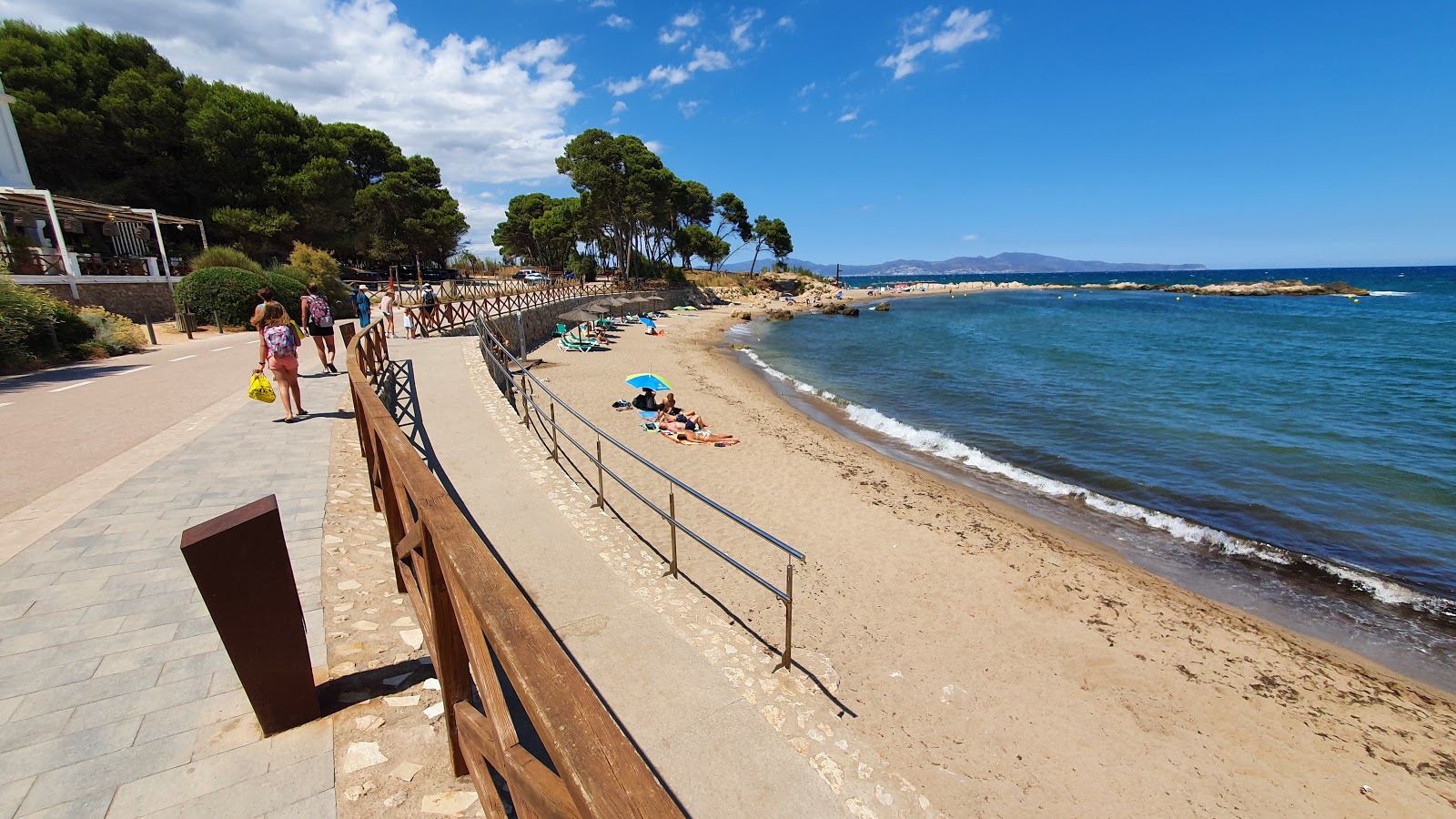 Photo de Plage de Portitxol zone des équipements