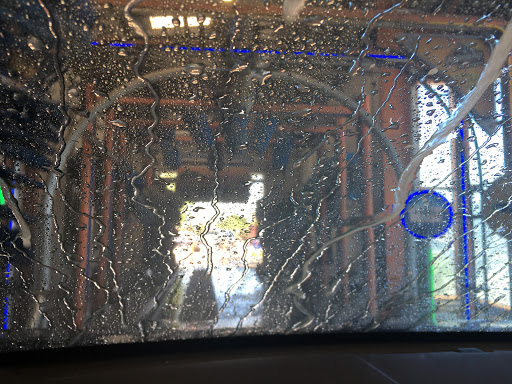 Car Wash «Fast5Xpress Car Wash Monrovia», reviews and photos, 935 E Huntington Dr, Monrovia, CA 91016, USA