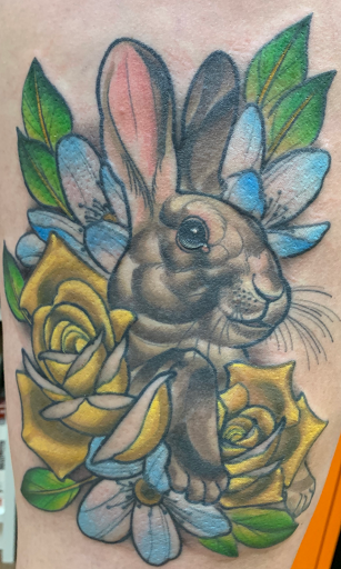 Tattoo Shop «A Thin Line Tattoo», reviews and photos, 9 E Wilson St, Batavia, IL 60510, USA