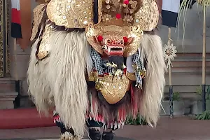 Barong Dance Putra Barong image