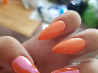 Lisa Elegant Nails