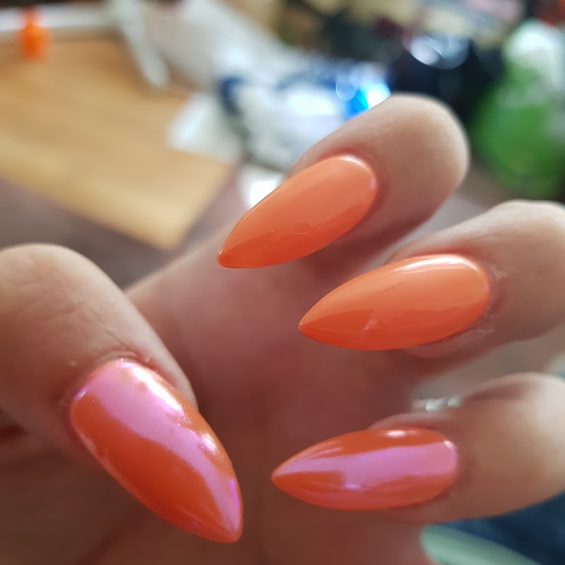 Lisa Elegant Nails