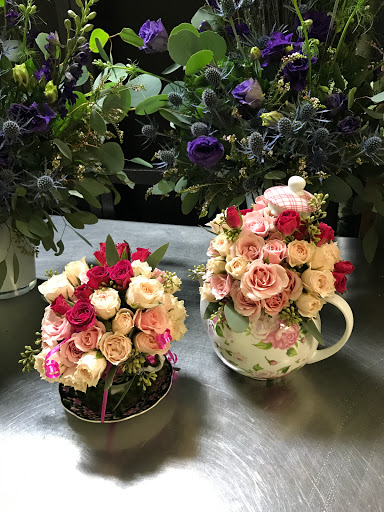 Florist «Flowers By Pouparina», reviews and photos, 7701 W 26th Ave #7, Hialeah, FL 33016, USA