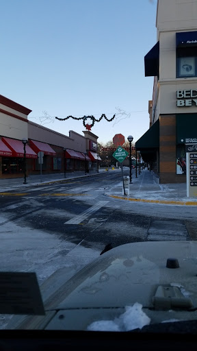 Shopping Mall «Ridgeway Shopping Center», reviews and photos, 2233 Summer St, Stamford, CT 06905, USA