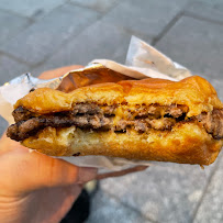 Cheeseburger du Restaurant JUNK MONTMARTRE à Paris - n°2