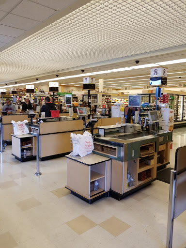 Grocery Store «Nob Hill Foods», reviews and photos, 1700 Airline Hwy, Hollister, CA 95023, USA