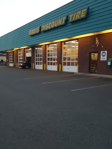 Tire Shop «Mavis Discount Tire», reviews and photos, 134 Water St, Newton, NJ 07860, USA
