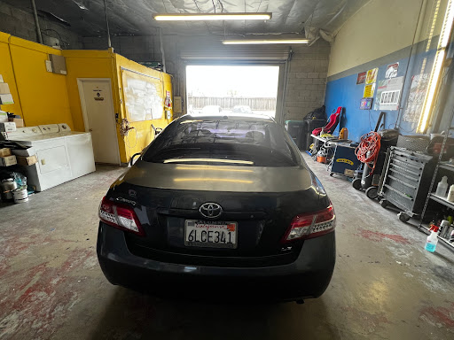 Alvaro Auto Detail - Auto Detailing-Window Tinting- Heatlight Restoration en Torrance