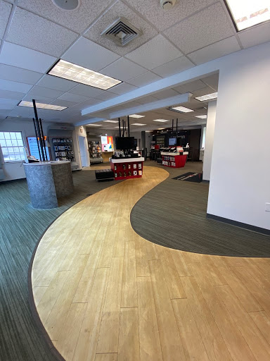 Cell Phone Store «Verizon Authorized Retailer, TCC», reviews and photos, 41 N Londonderry Square, Palmyra, PA 17078, USA