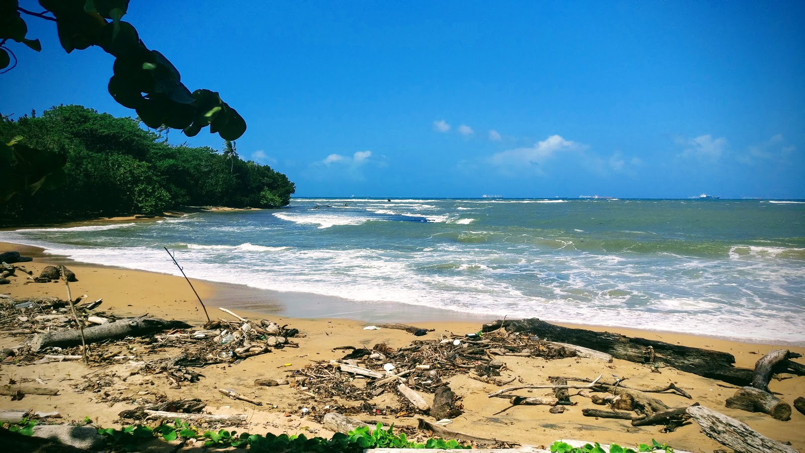 Photo de Diablillo Beach avec petite baie