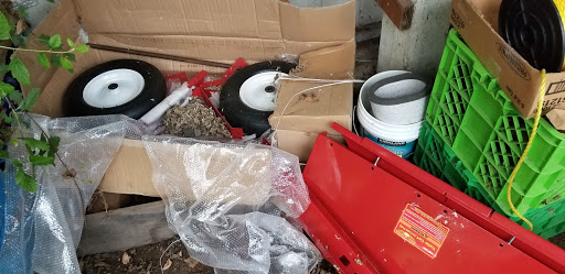 Thrift Store «Helping Hands Thrift Store Bothell», reviews and photos, 19213 Bothell Everett Hwy, Bothell, WA 98012, USA