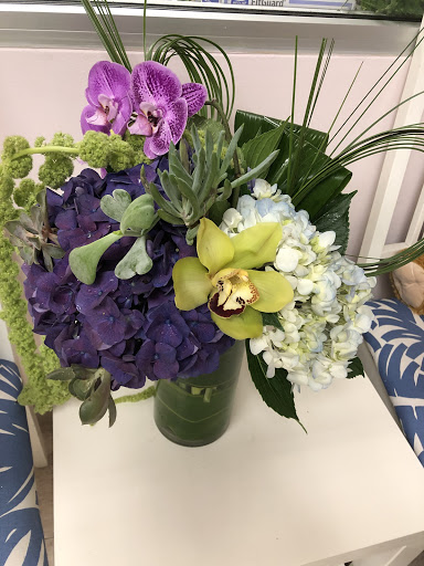 Florist «Brickell Avenue Flowers & Gifts», reviews and photos, 701 Brickell Ave, Miami, FL 33131, USA