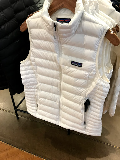Stores to buy women's vests Seattle