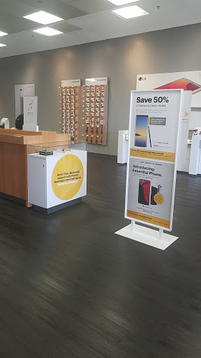 Cell Phone Store «Sprint Store», reviews and photos, 200 N White Horse Pike, Lawnside, NJ 08045, USA