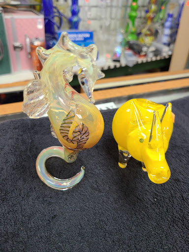 Tobacco Shop «Smoke N Stuff», reviews and photos, 4332 W Thunderbird Rd, Glendale, AZ 85306, USA