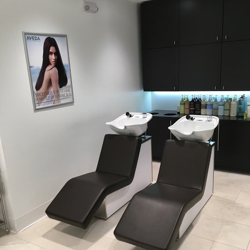 SAVANT SALON