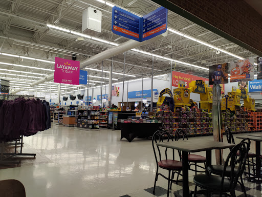 Discount Store «Walmart», reviews and photos, 40 Drury Dr, La Plata, MD 20646, USA