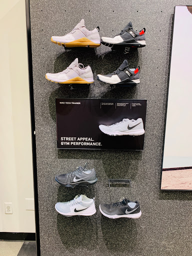 Sportswear Store «Nike Factory Store», reviews and photos, 300 Artisan Way, Somerville, MA 02145, USA