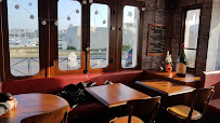 Atmosphère du Restaurant Café de l'Atlantic à Concarneau - n°2