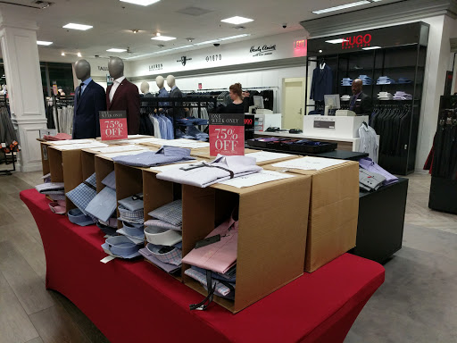 Department Store «Lord & Taylor», reviews and photos, 760 Boylston St, Boston, MA 02199, USA