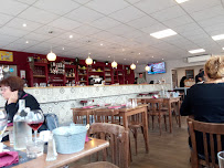 Atmosphère du Restaurant Brasserie Chabalier à Caussade - n°3