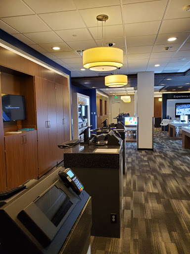 Internet Service Provider «Time Warner Cable», reviews and photos, 131 Colonie Center, Albany, NY 12203, USA