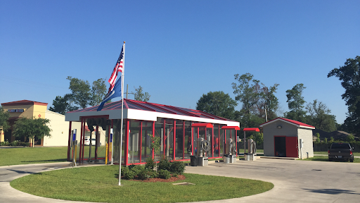 Berry Clean Car Wash en Ponchatoula