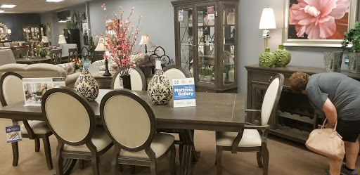 Furniture Store «Raymour & Flanigan Furniture and Mattress Store», reviews and photos, 110 S West End Blvd, Quakertown, PA 18951, USA