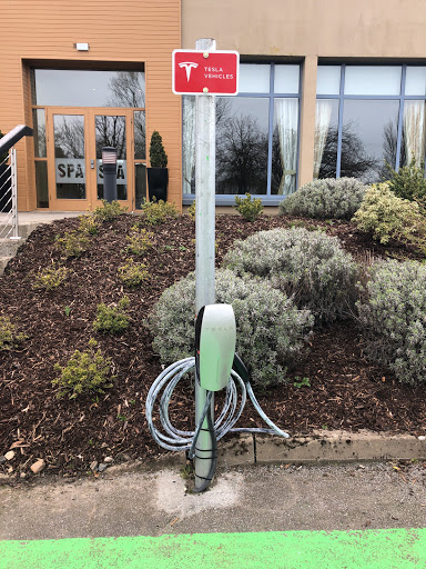 Tesla Destination Charger