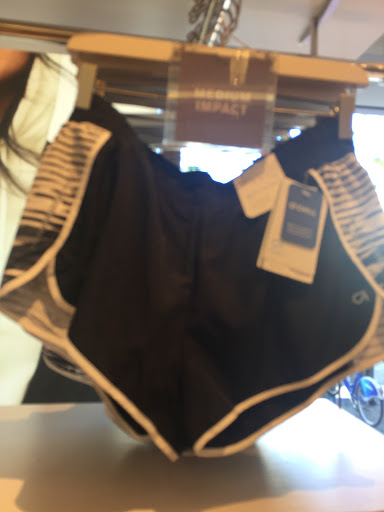 Clothing Store «Gap», reviews and photos, 7007 Friars Rd, San Diego, CA 92108, USA