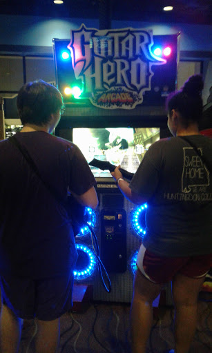 Movie Theater «Edge 12 Birmingham», reviews and photos, 7001 Crestwood Blvd #1100, Birmingham, AL 35210, USA