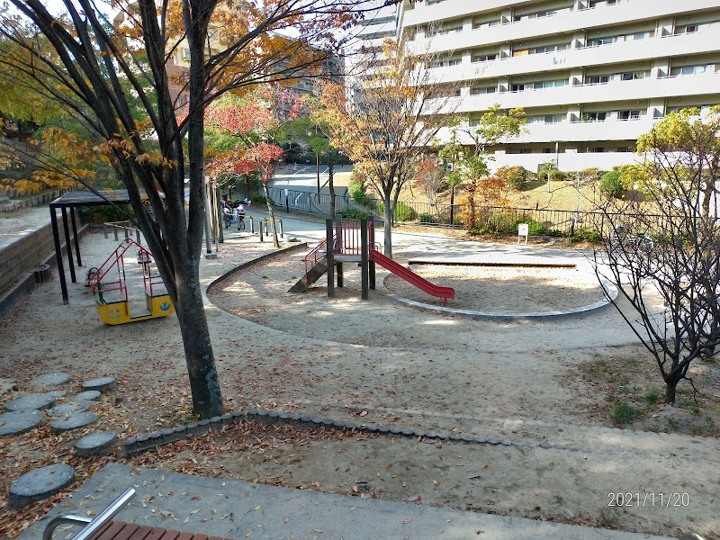 山田駅東公園